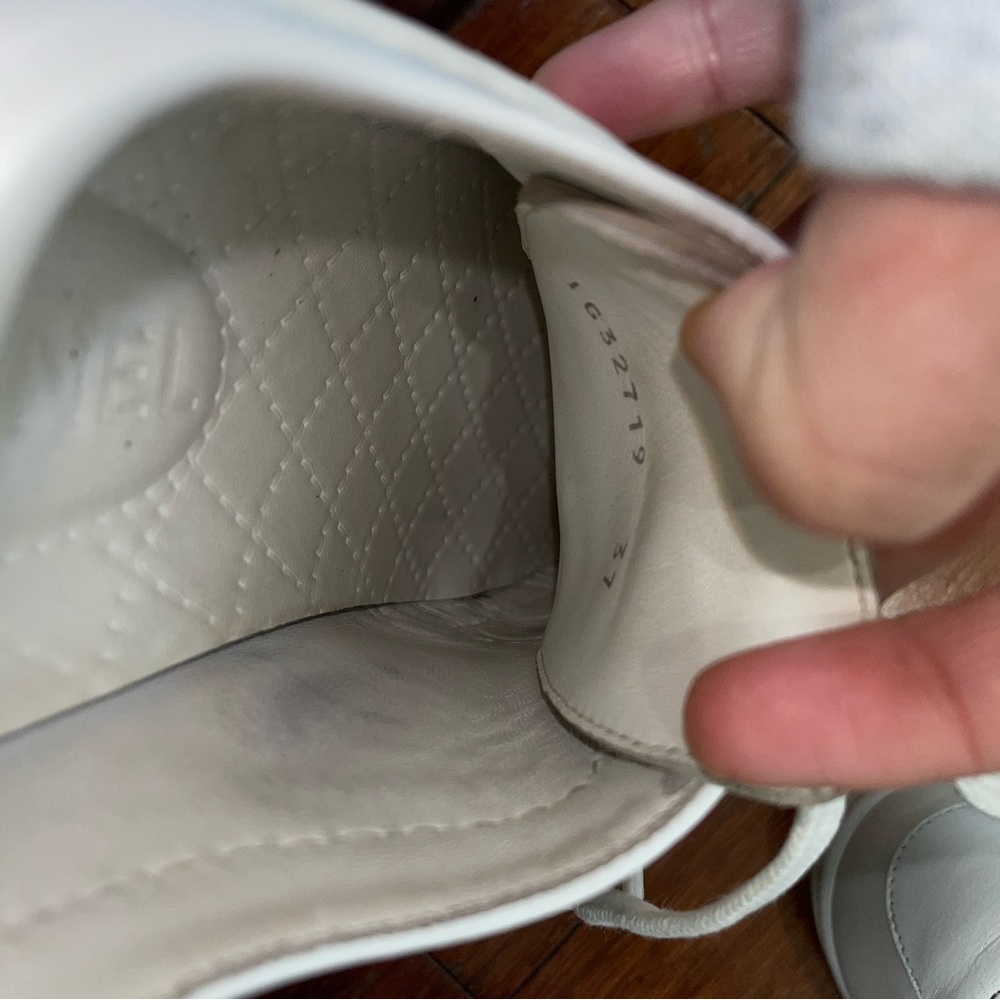 Authentic Chanel sneakers. Gently worn. Great condition. Size 37 (fits like a 7) - Picture 6 of 7